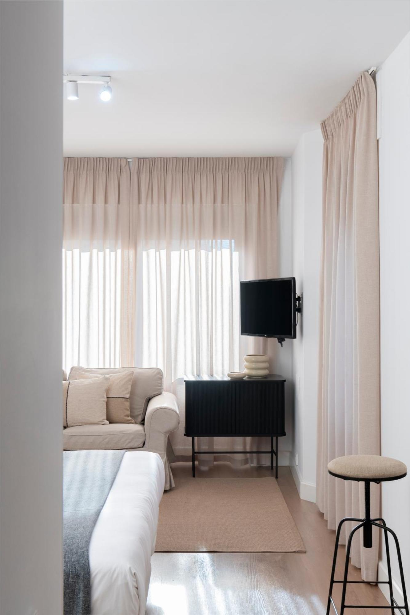 Salado Suites Apartments セビリア エクステリア 写真