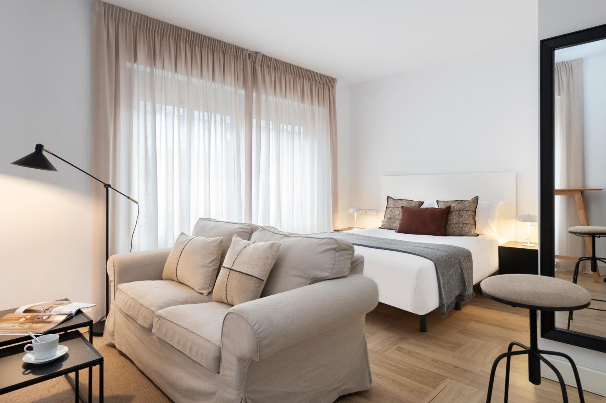 Salado Suites Apartments セビリア エクステリア 写真